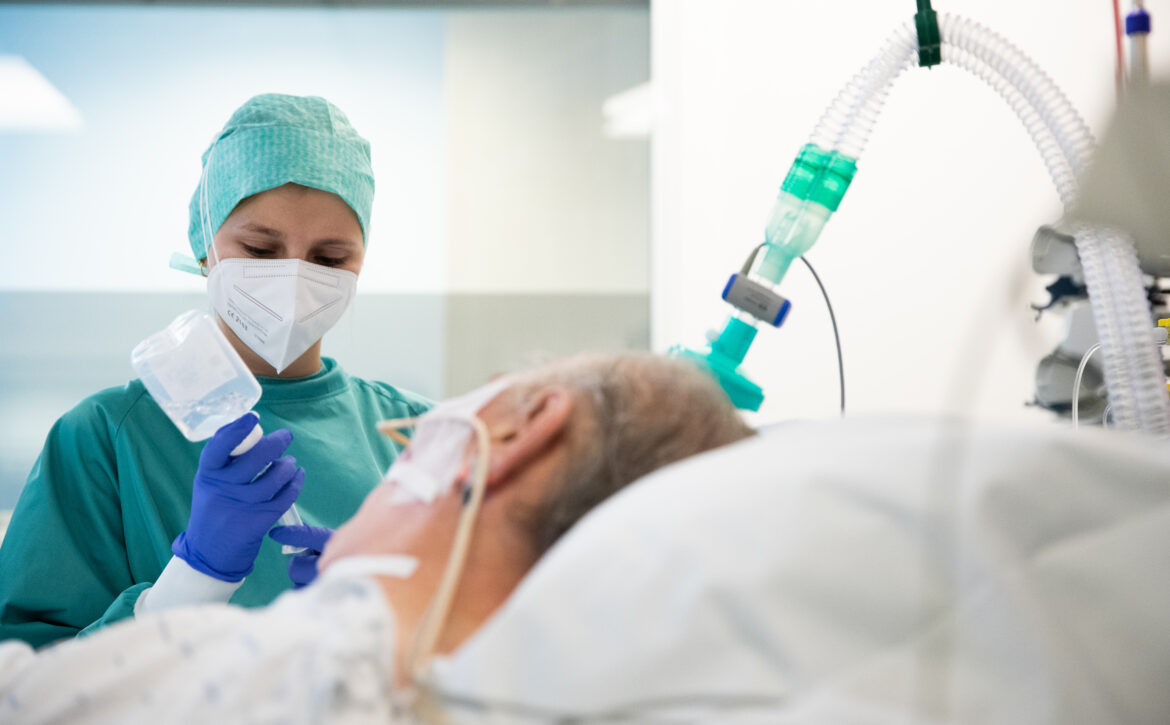 LIEGE CHC MONTLEGIA HOSPITAL COVID UNIT