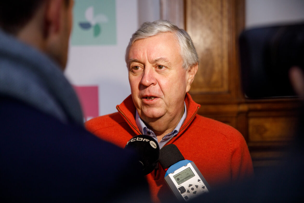 POLITICS DEFI PRESS CONFERENCE