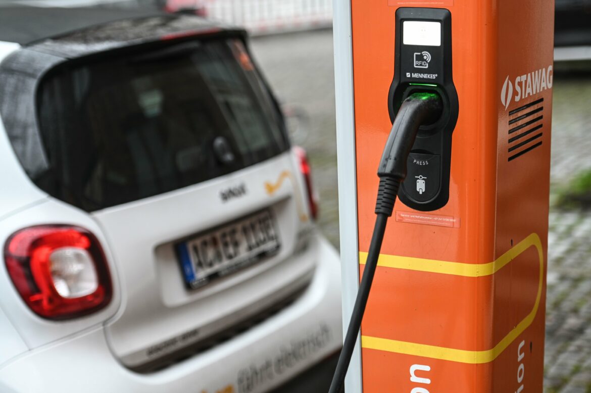 Electric car | Voiture électrique