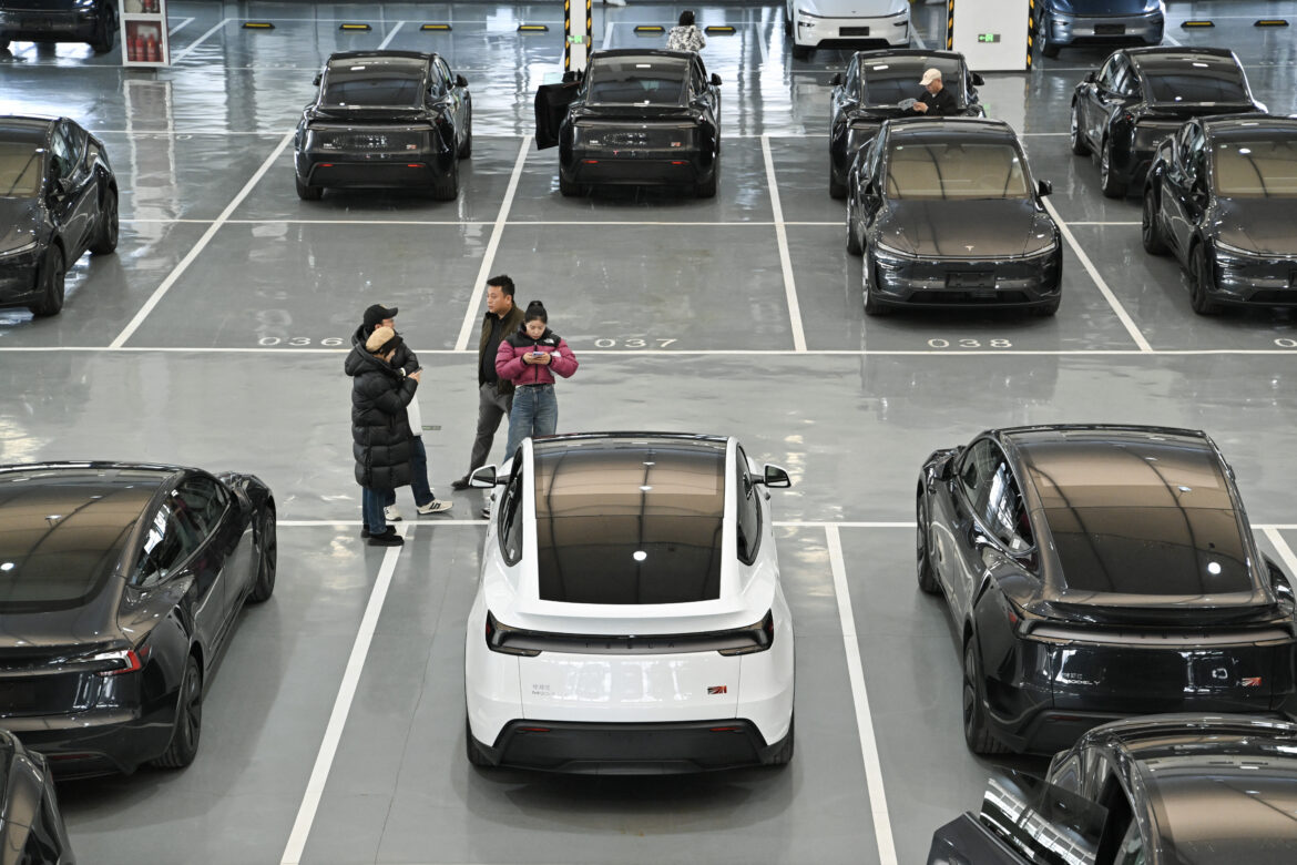 CHINA-ECONOMY-AUTOMOTIVE-TESLA