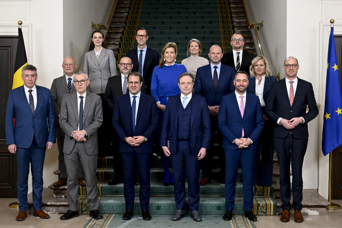 POLITICS NEW FEDERAL GOVERNMENT FAMILY PORTRAIT
