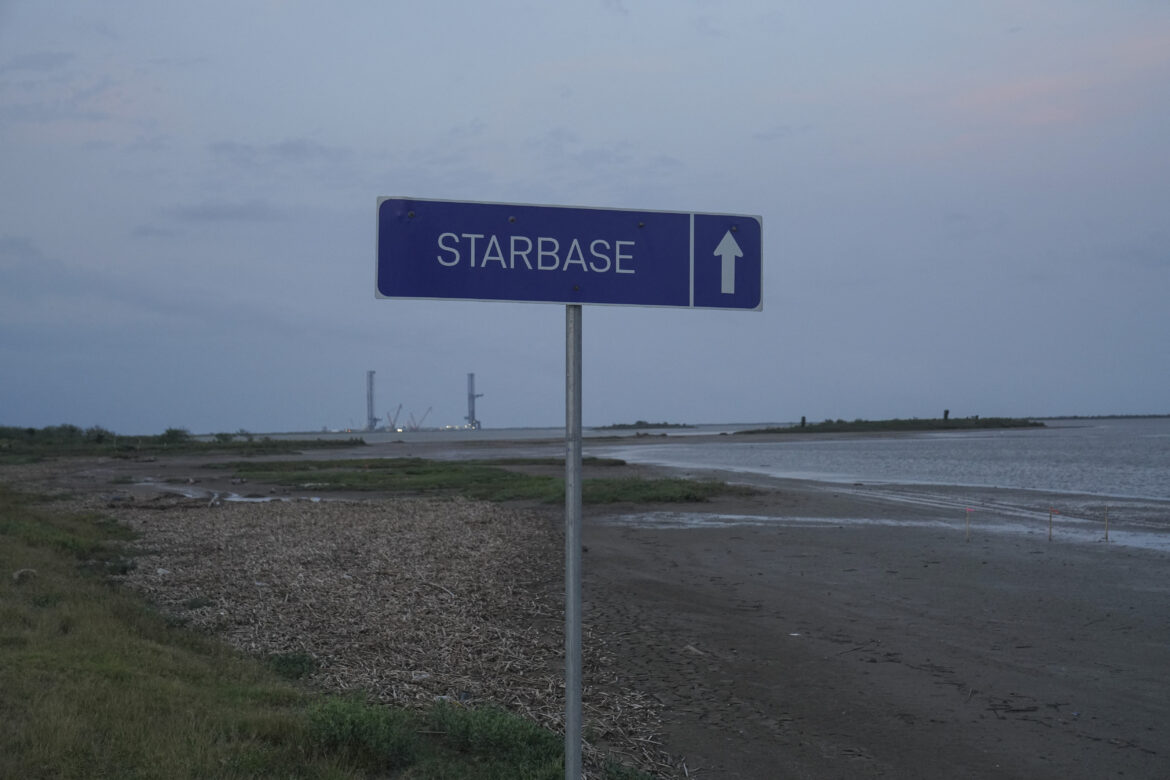 US-MUSK-SPACEX-CITY