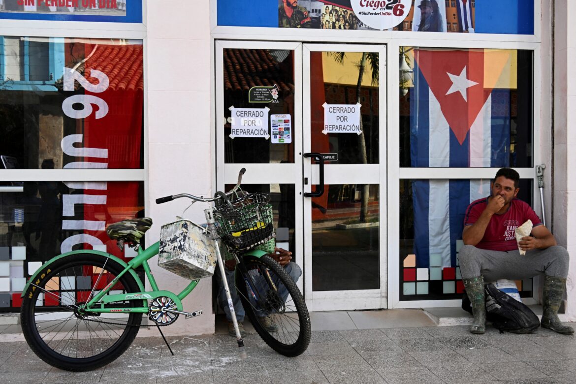 CUBA –  SOCIETY – DAILY LIFE