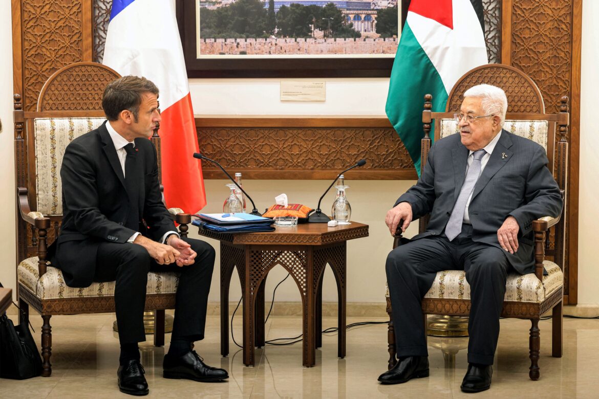 PALESTINIAN – FRANCE – POLITICS – DIPLOMACY