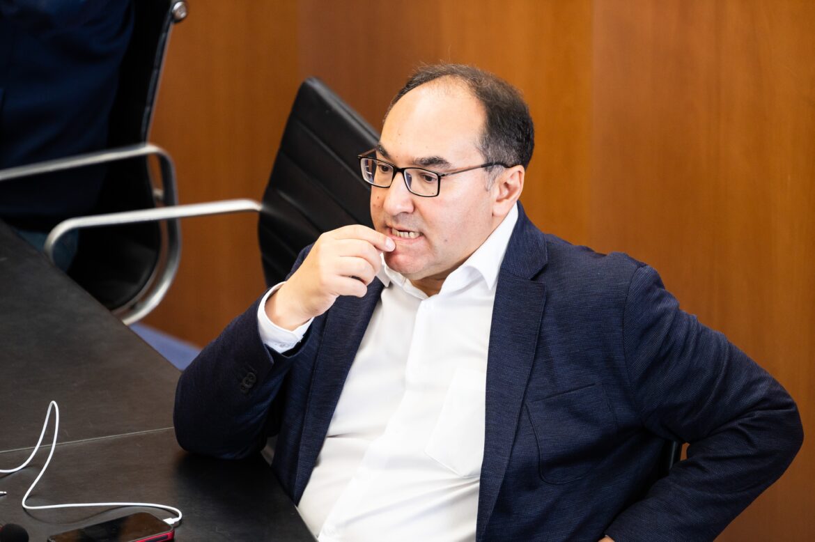 Ahmed Laaouej PS at the the plenary sitting of the Brussels Regi