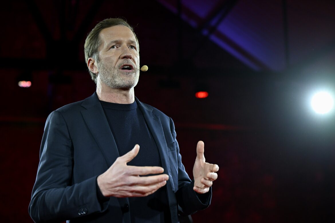 POLITICS PS NEW YEAR WISHES