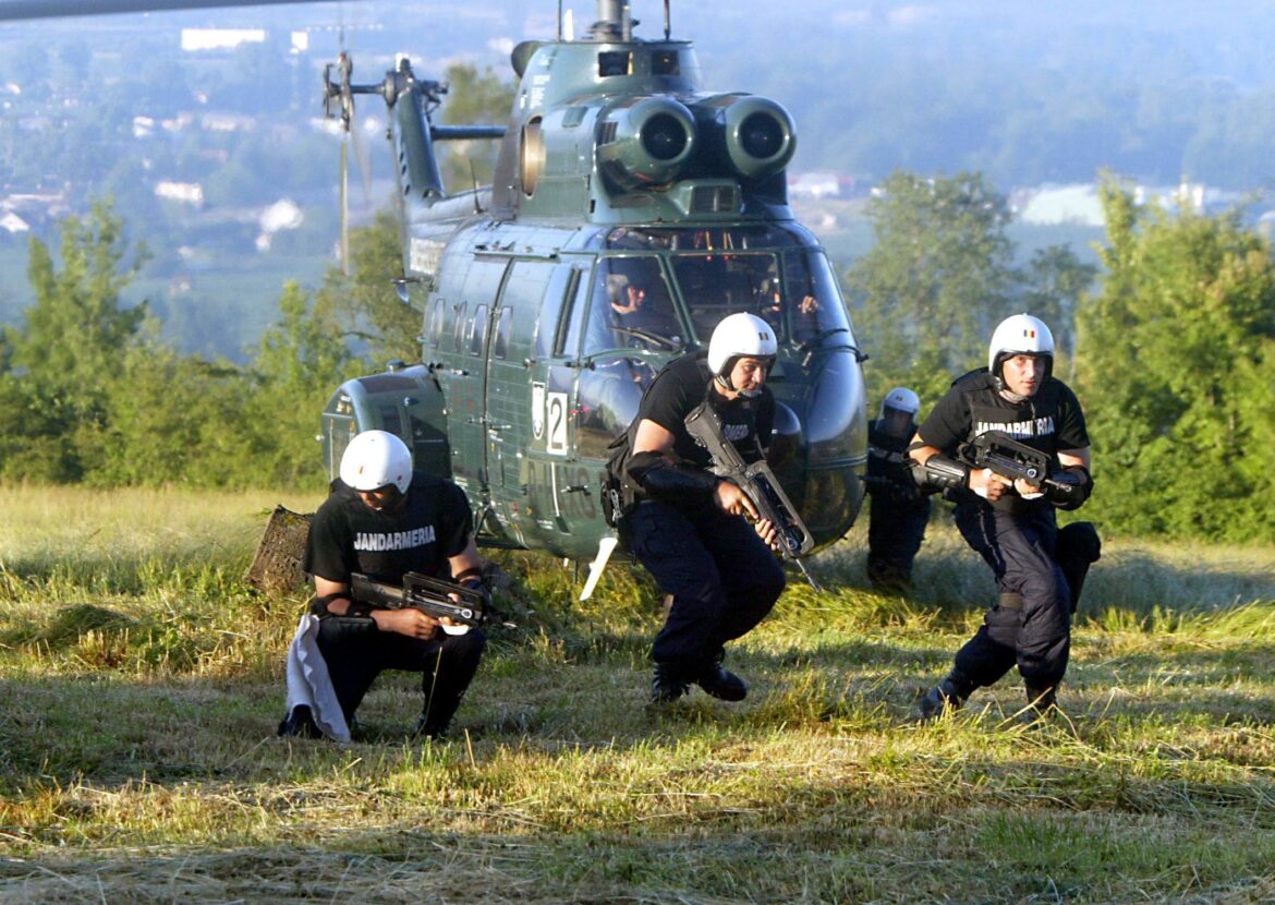 POLICE – GENDARMERIE – FRANCE – UE