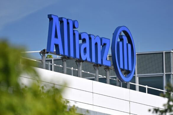 ALLIANZ company logo.