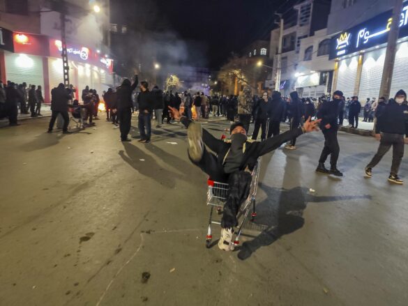 Credit:Kamran/MEI/SIPA/2601090911