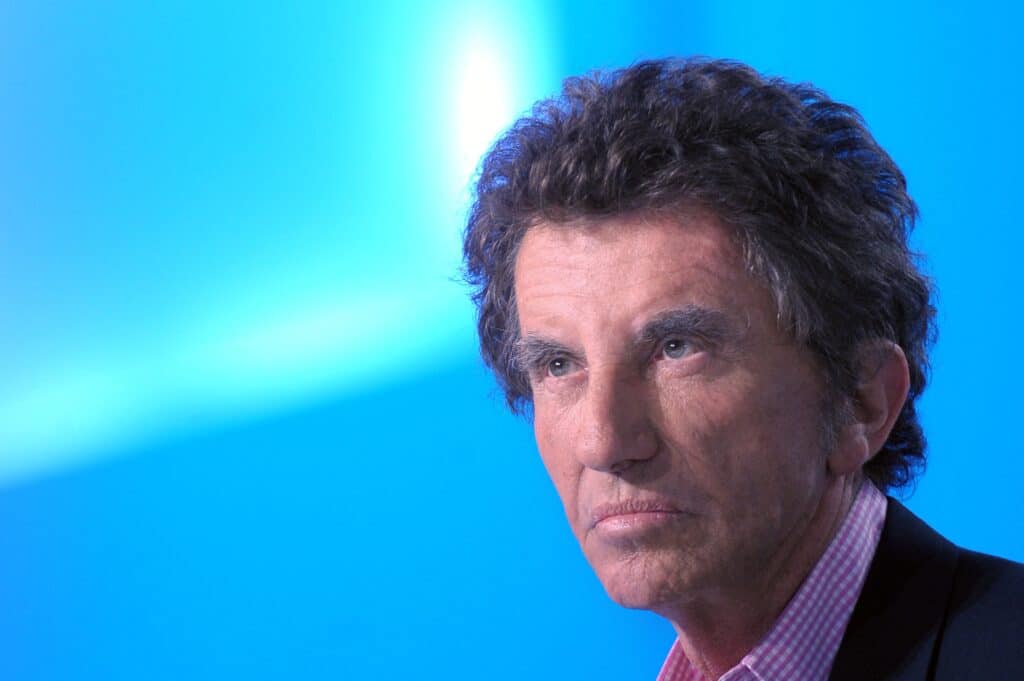 Affaire Epstein : Jack Lang refuse de d&eacute;missionner de l&rsquo;IMA, la pression politique et institutionnelle monte