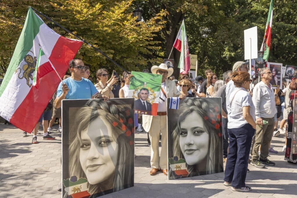 La chute de la mollarchie iranienne serait une bonne nouvelle pour la paix, la d&eacute;mocratie et la la&iuml;cit&eacute; y compris en Europe (&eacute;dito pour dimanche)