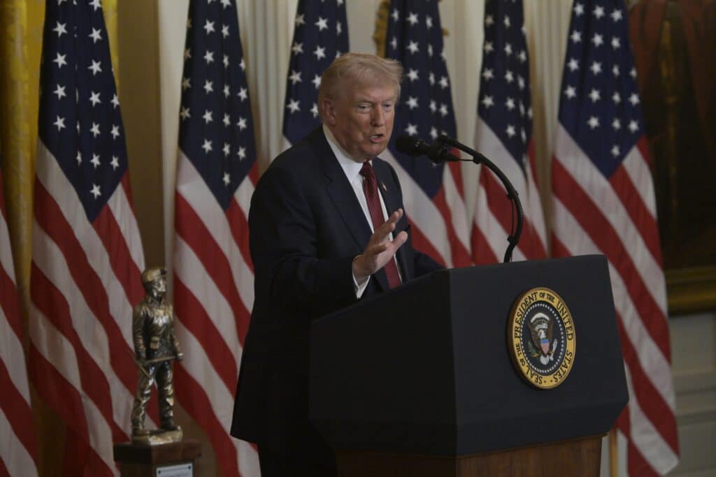 Trump impose le charbon au Pentagone et tourne le dos aux contraintes climatiques