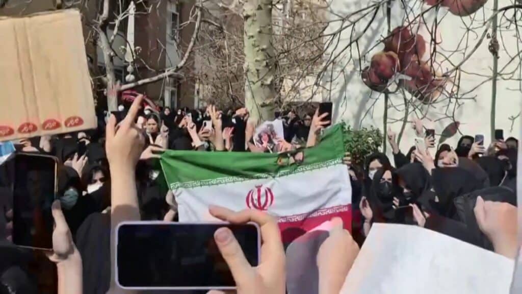 Iran&nbsp;: les &eacute;tudiants n&rsquo;ont plus rien &agrave; perdre mais sont-ils capables de renverser le r&eacute;gime&nbsp;?