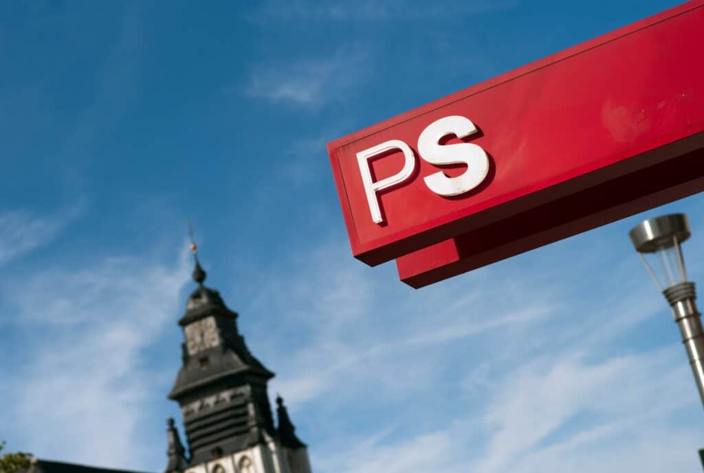 Quand socialisme rime avec complotisme : le MR fustige la communication du PS autour de l&rsquo;affaire Epstein