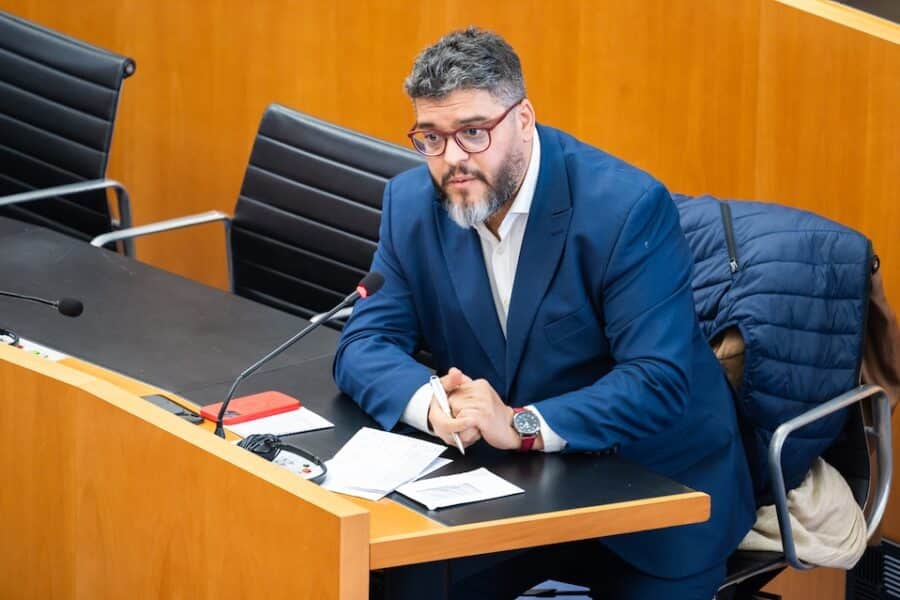 De la d&eacute;fense d&rsquo;Oussama Atar &agrave; la t&ecirc;te du groupe PS : le parcours tr&egrave;s controvers&eacute; de Jamal Ikazban