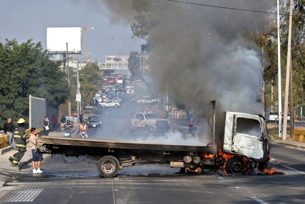 Guadalajara, ville h&ocirc;te de la Coupe du monde 2026 au Mexique, en flammes apr&egrave;s une op&eacute;ration contre un cartel