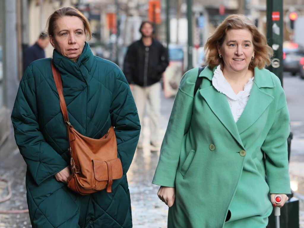 Bruxelles a de nouveau un gouvernement : ce que les partis n&eacute;erlandophones disent de l&rsquo;accord