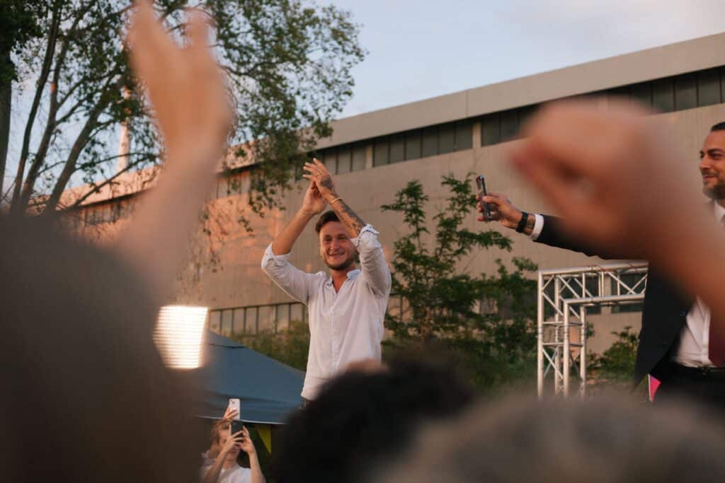 Les m&eacute;thodes d&rsquo;intimidation de La France insoumise&nbsp;ressortent &agrave; Avignon. Rapha&euml;l Arnault&nbsp;toujours au centre des critiques