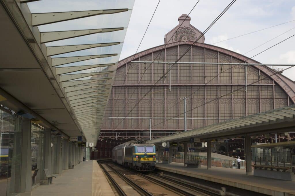 Coop&eacute;ration ferroviaire belgo-n&eacute;erlandaise : les corridors Anvers&ndash;Ruhr et Eindhoven&ndash;Bruxelles au c&oelig;ur du &laquo; nouveau souffle &raquo;