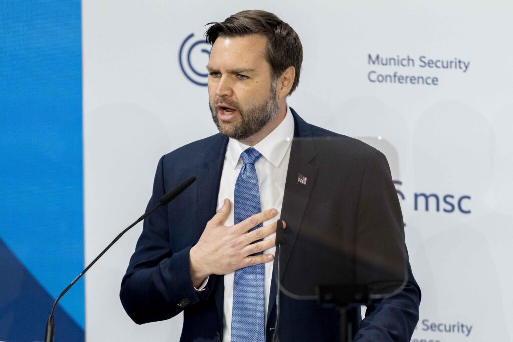 21News veroordeeld voor publicatie volledige speech van Amerikaanse vicepresident Vance