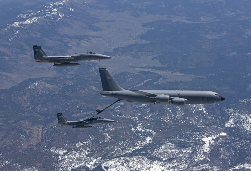 Guerre Iran : un avion ravitailleur am&eacute;ricain KC-135 s&rsquo;&eacute;crase en Irak