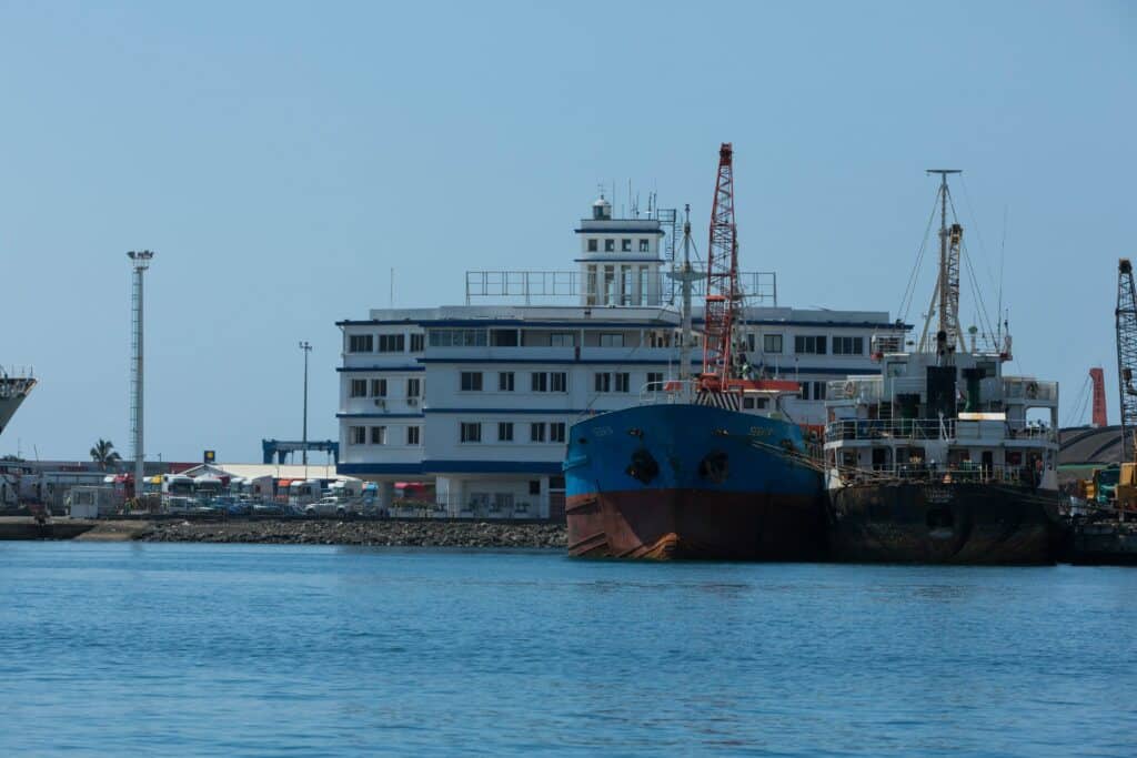 Guerre en Iran : la crise d&rsquo;Ormuz expose des cargaisons non assur&eacute;es