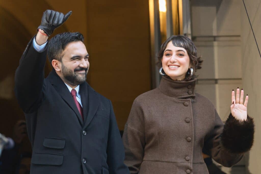 Pol&eacute;mique &agrave; New York : la femme du maire Zohran Mamdani a &laquo; lik&eacute; &raquo; des publications c&eacute;l&eacute;brant l&rsquo;attaque du Hamas du 7 octobre