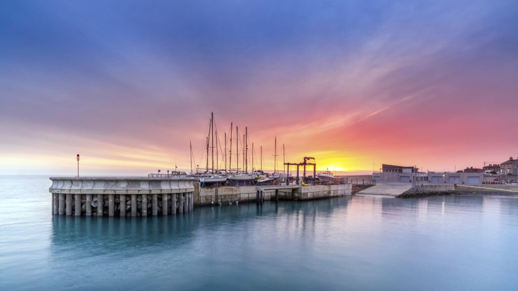 Sans smartphone avant 12 ans : l&rsquo;exp&eacute;rience irlandaise