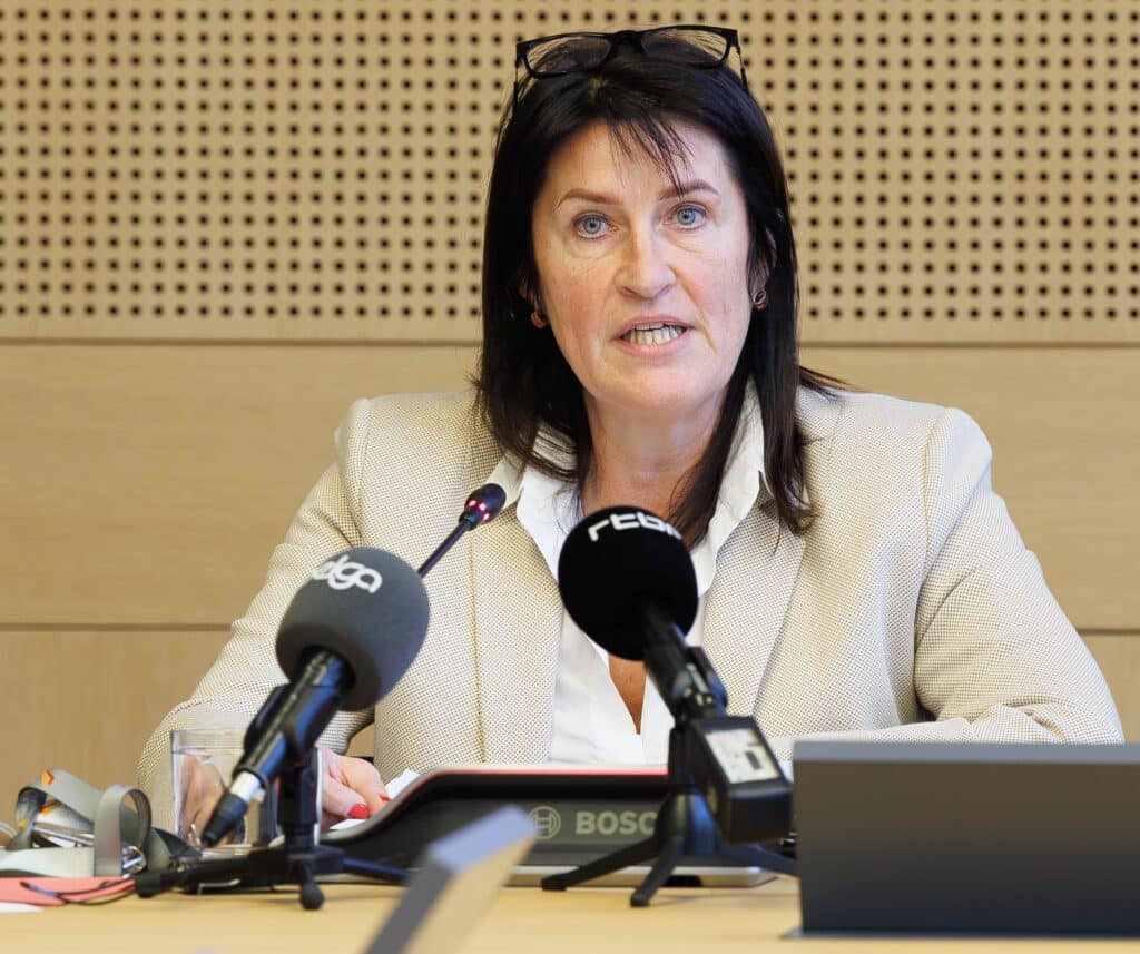 Jacqueline Galant condamne toute comparaison avec la Gestapo et d&eacute;fend Georges-Louis Bouchez