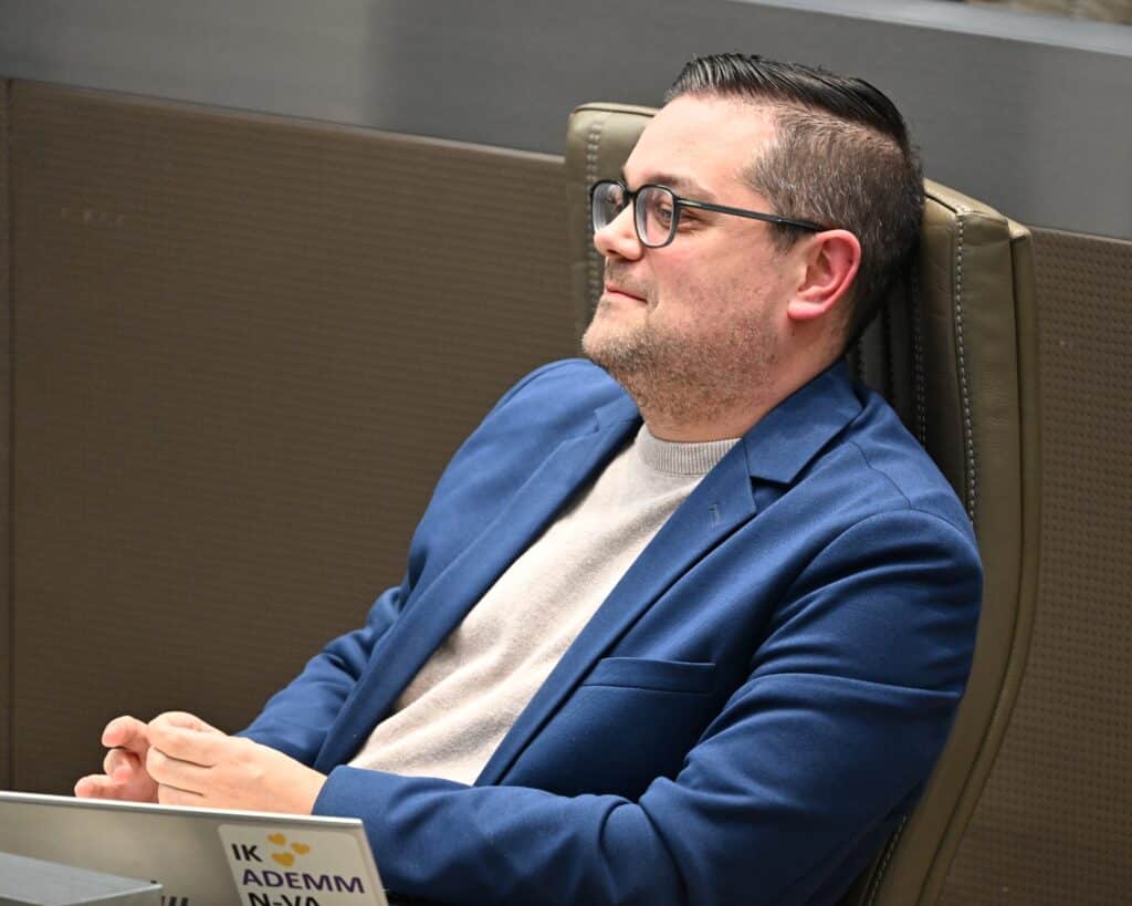 Andy Pieters (N-VA): &ldquo;Je kan niet jaren meebesturen en dan doen alsof je gisteren begonnen bent.&rdquo;