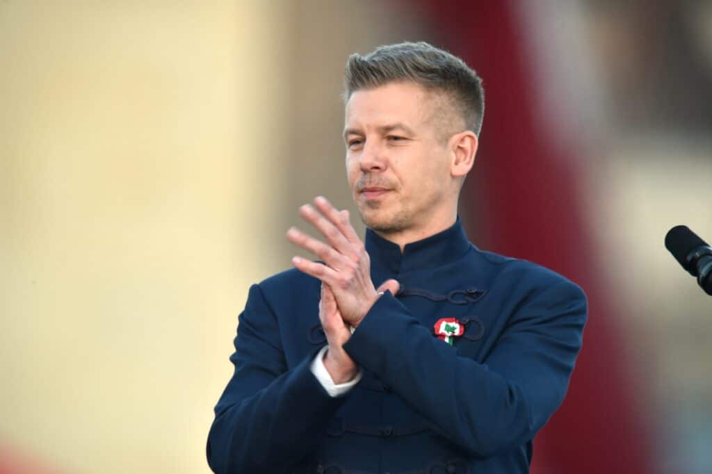 P&eacute;ter Magyar, l&rsquo;homme qui peut battre Orb&aacute;n sans rompre totalement avec son monde