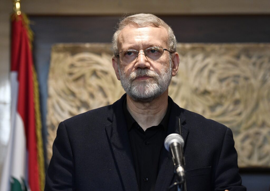 Avec Ali Larijani, Isra&euml;l frappe le logiciel m&ecirc;me du r&eacute;gime iranien