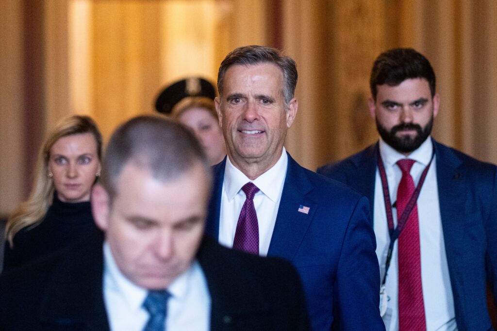 Iran, Venezuela, op&eacute;rations secr&egrave;tes : qui est le nouveau patron de la CIA ?