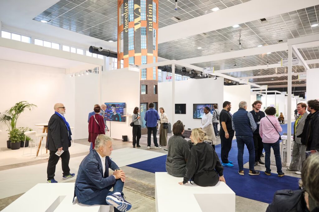 Art Brussels 2026, un format condens&eacute; pour une immersion renforc&eacute;e