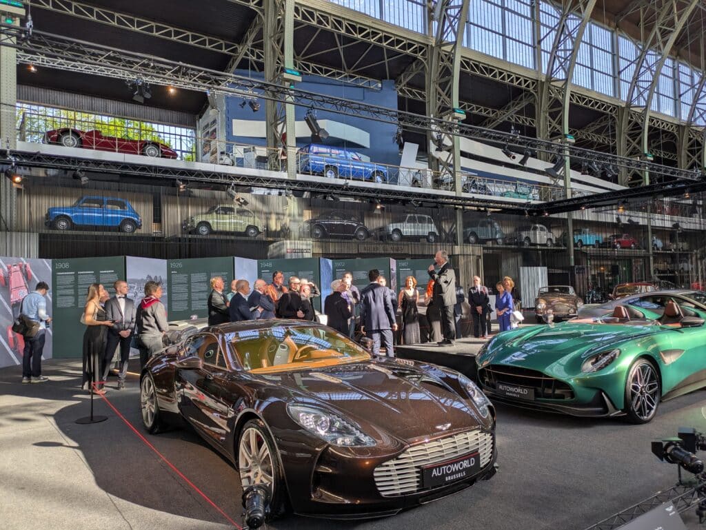 Aston Martin &agrave; l'honneur &agrave; Autoworld, un si&egrave;cle d'&eacute;l&eacute;gance automobile expos&eacute;