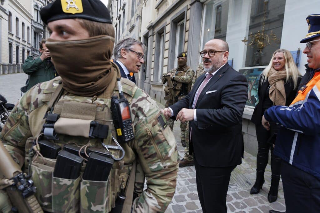 Bruxelles : retour des patrouilles police-militaires dans les transports depuis vendredi