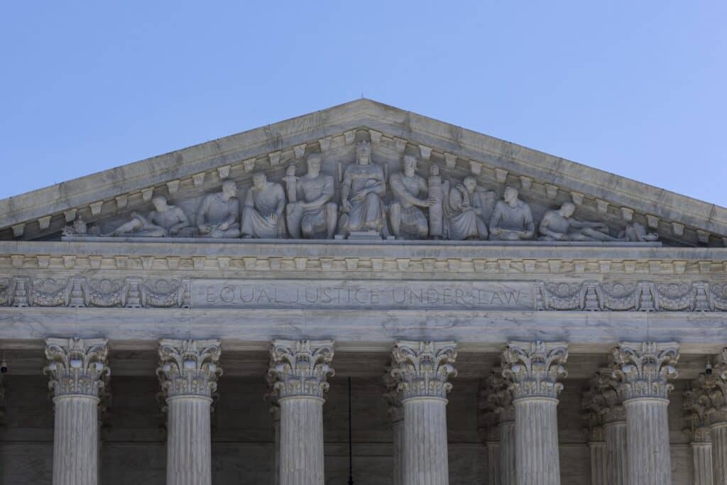 Citoyennet&eacute; de naissance : la Cour supr&ecirc;me face &agrave; la tentation de r&eacute;&eacute;crire l&rsquo;Am&eacute;rique