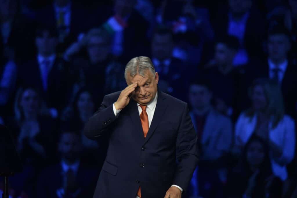 Hongrie : Orb&aacute;n menac&eacute; apr&egrave;s 16 ans au pouvoir