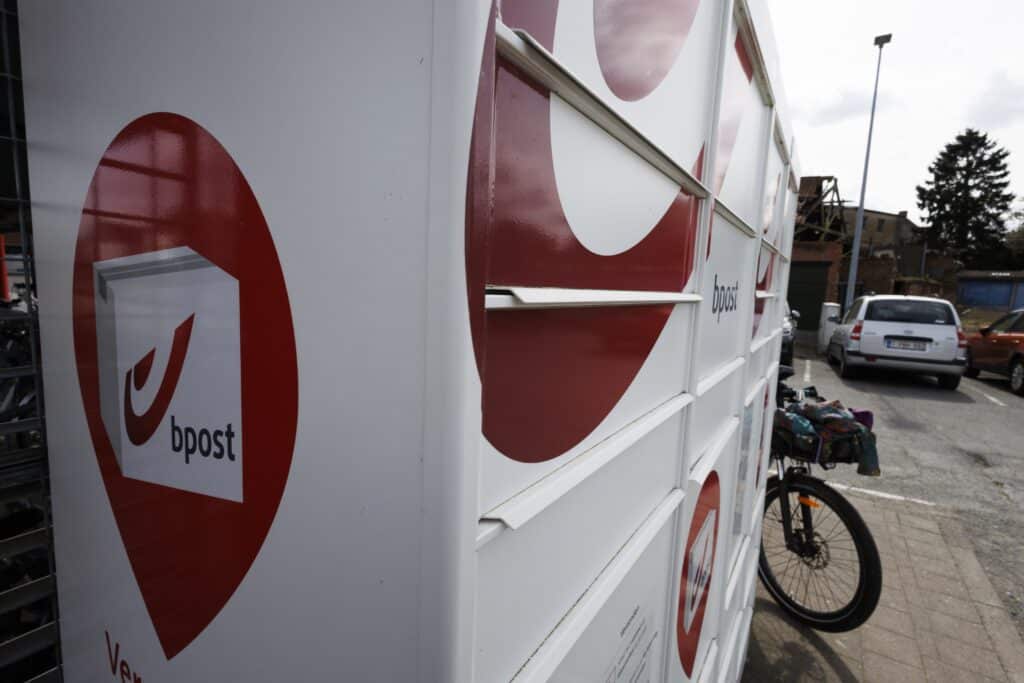 Staking bij bpost blijft duren: krantenbedeling zwaar verstoord