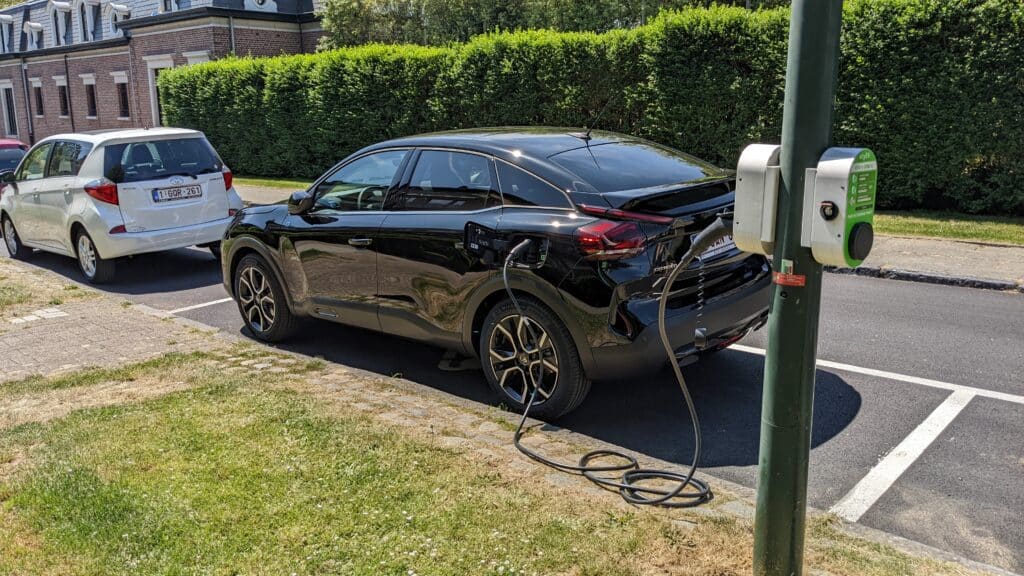Bornes de recharge : un tarif de rotation bient&ocirc;t &agrave; Bruxelles