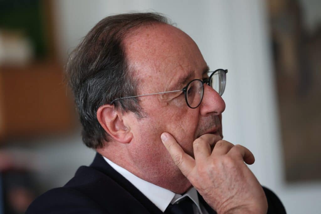 Hollande sur M&eacute;lenchon : &laquo; Il y a chez lui une forme de ressentiment, de violence et de brutalit&eacute; &raquo;