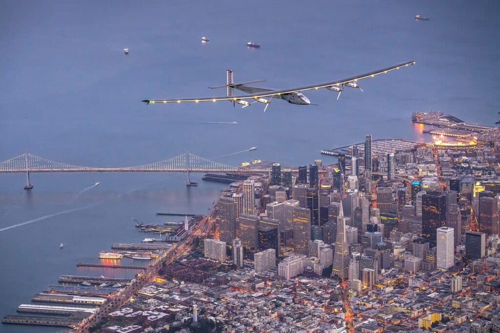 Solar Impulse finit au fond de l&rsquo;eau : l&rsquo;aviation solaire prend un bain