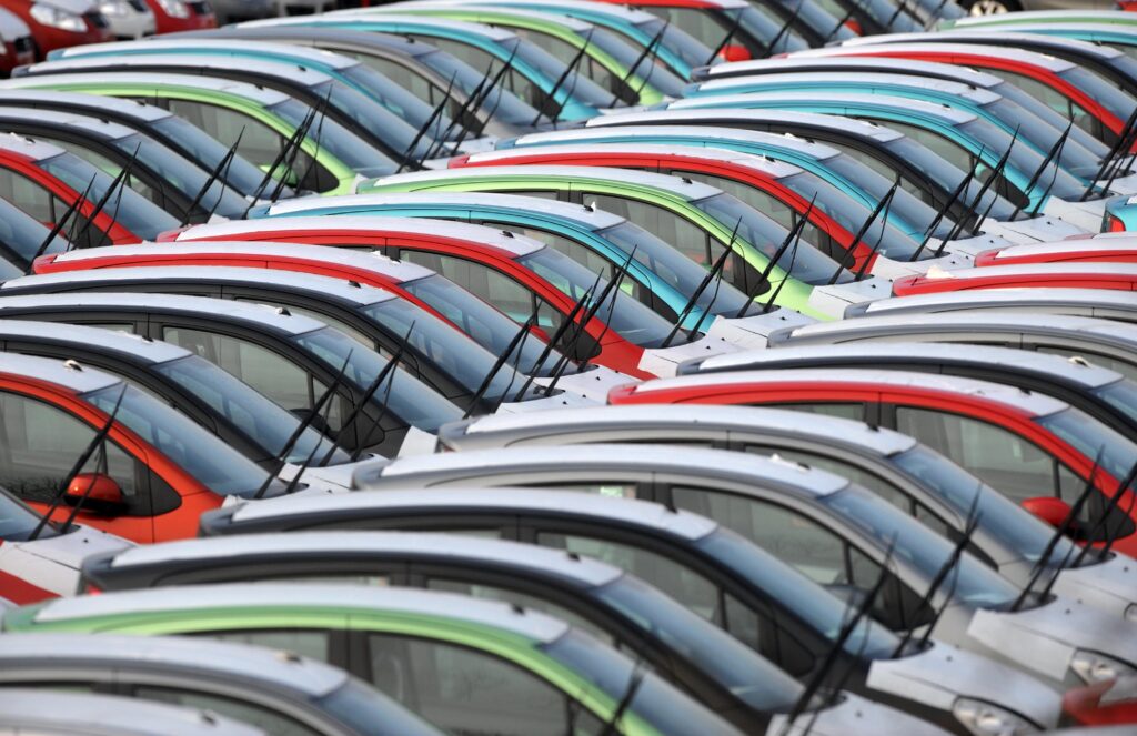 Bruxelles pr&ecirc;te &agrave; sauver l&rsquo;automobile britannique : Paris change de cap