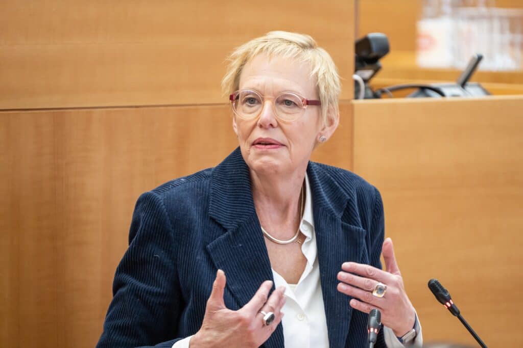 Foyer anderlechtois : Karine Lalieux ne voit pas le probl&egrave;me