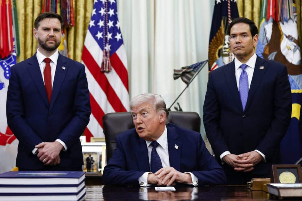 Trump lance d&eacute;j&agrave; le duel de 2028 entre JD Vance et Marco Rubio