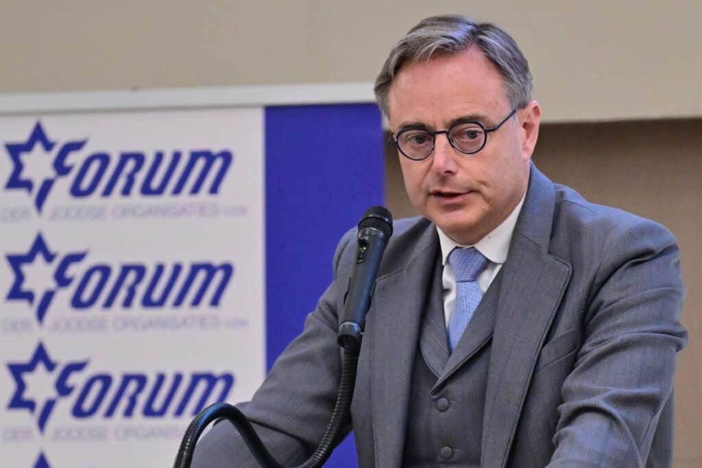De Wever recadre Bill White : &laquo; La Belgique n&rsquo;est pas un &Eacute;tat antis&eacute;mite &raquo;