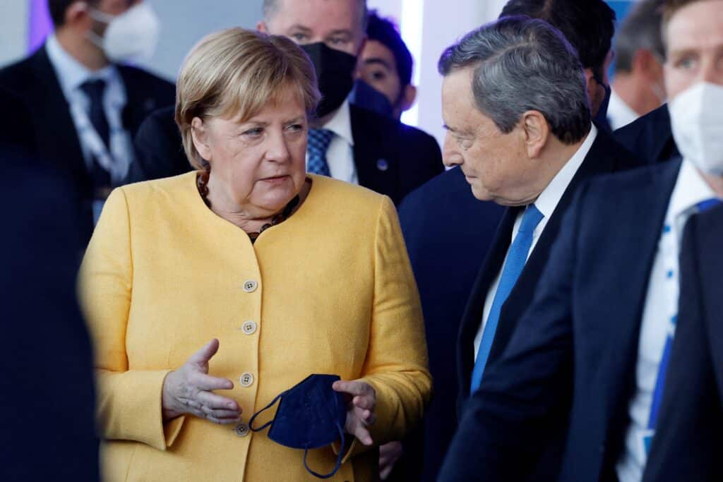L&rsquo;Europe veut reprendre la main face &agrave; Poutine : Merkel ou Draghi envisag&eacute;s pour porter la voix de l&rsquo;UE