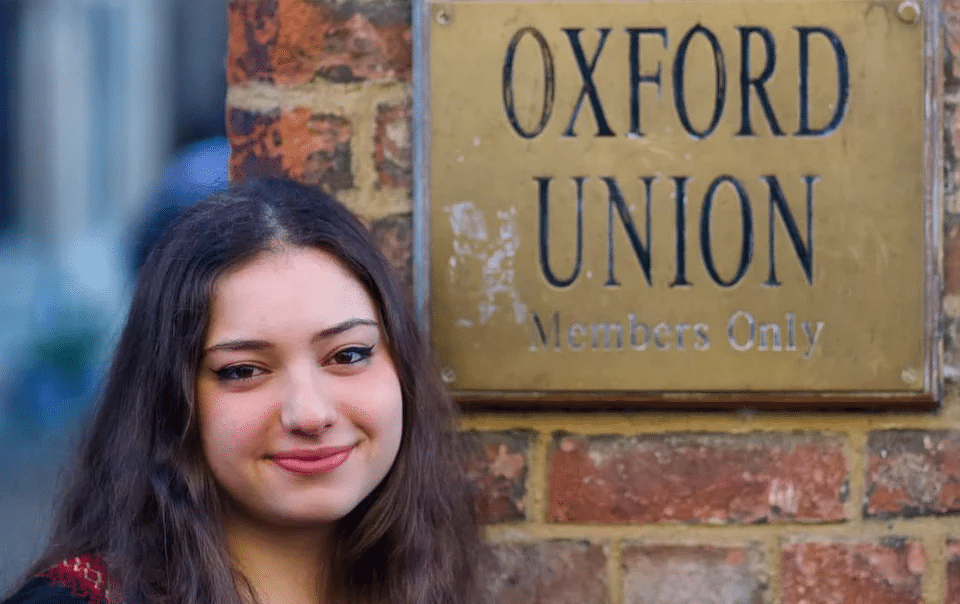La pr&eacute;sidente de la prestigieuse Oxford Union qualifie le 7-Octobre d&rsquo;&laquo; attaque proportionnelle &raquo;