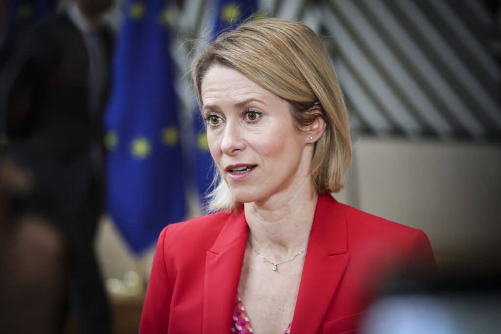 Ukraine : Bruxelles d&eacute;bloque 6,6 milliards d&rsquo;euros d&rsquo;aide militaire apr&egrave;s la chute du veto hongrois