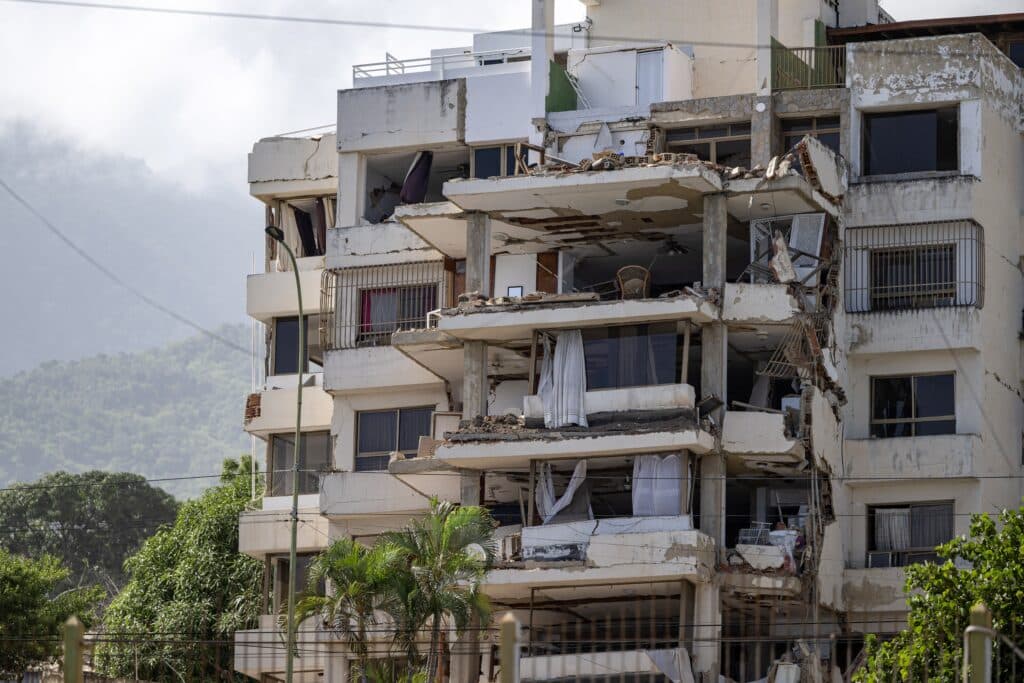 Double s&eacute;isme au Venezuela, un footballeur endeuill&eacute; raconte : &laquo;Je lui raconterai comment tu l&rsquo;as sauv&eacute;e&raquo;